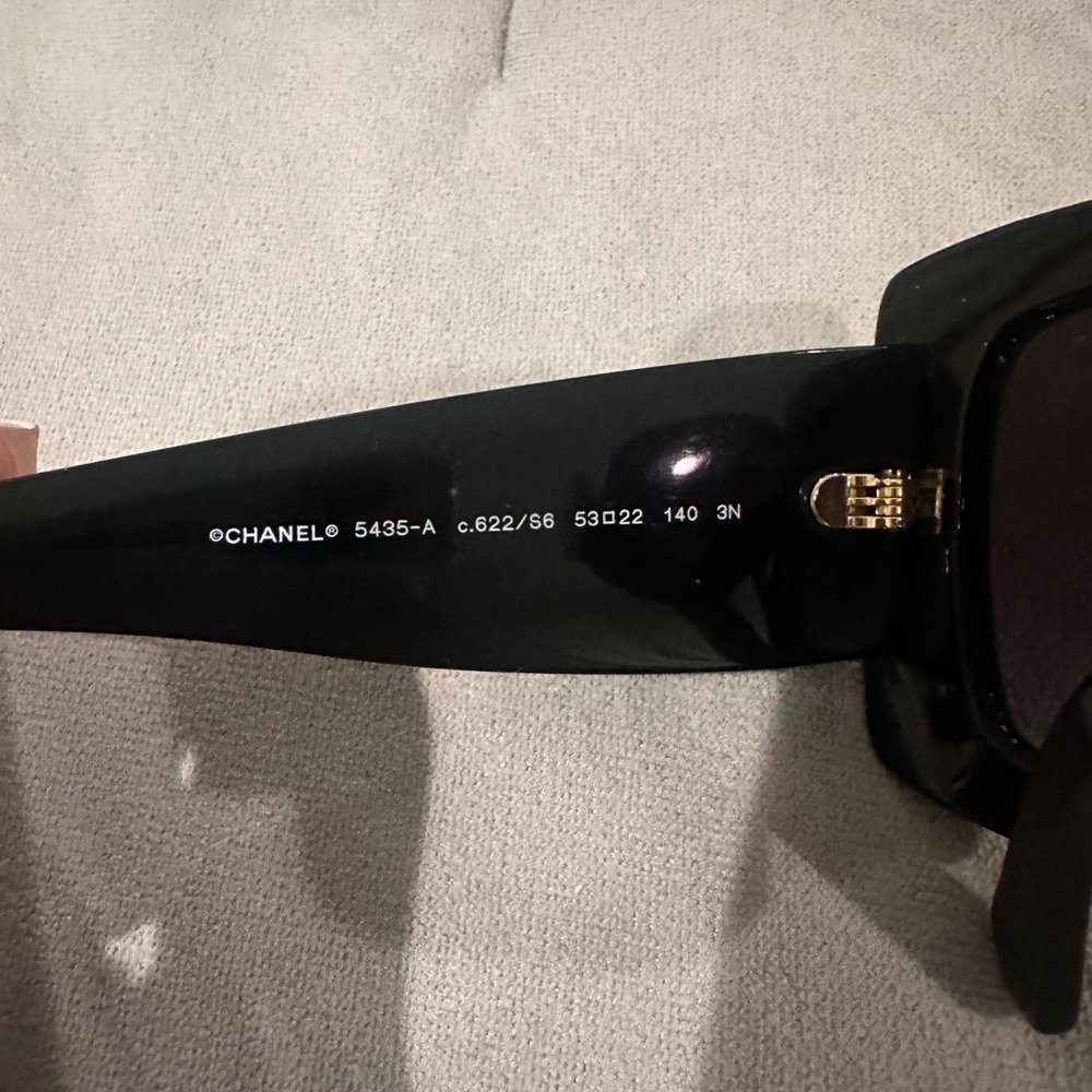 Authentic Chanel rectangle sunglasses - image 10